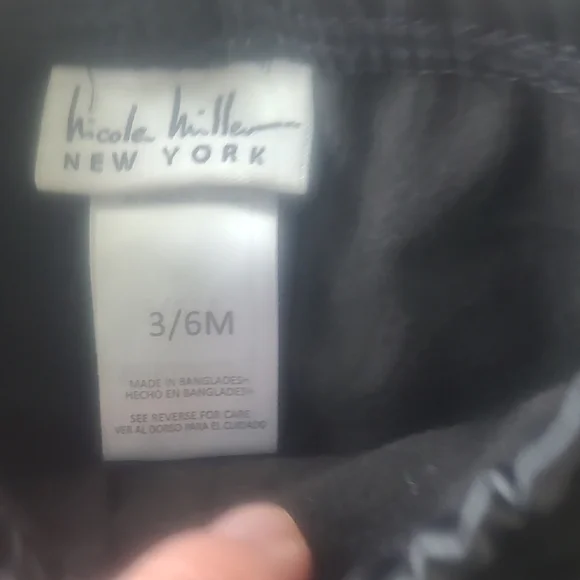 Nicole Miller Cream Twin Set Top with Black Accents And Faux Leather Pants - Picture 7 of 8